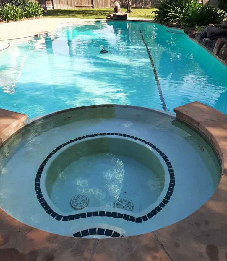 Pool leak repair service in Houston