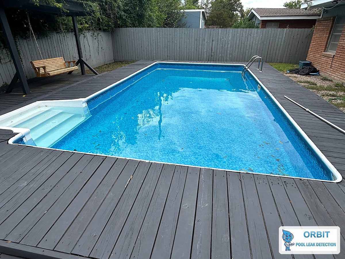 Vinyl liner pool with a wood deck tested for leaks in Houston, TX